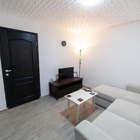 Arad City Center Comfortable Apartment Exterior photo